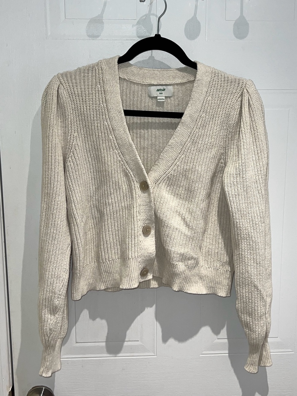 Aerie Cream Knitted Button-up Cropped Cardigan Women’s Size Medium Knit Neutral